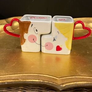 Vintage 1987 Enesco "We're a Perfect Match" set of ceramic kissing mugs. LOVE
